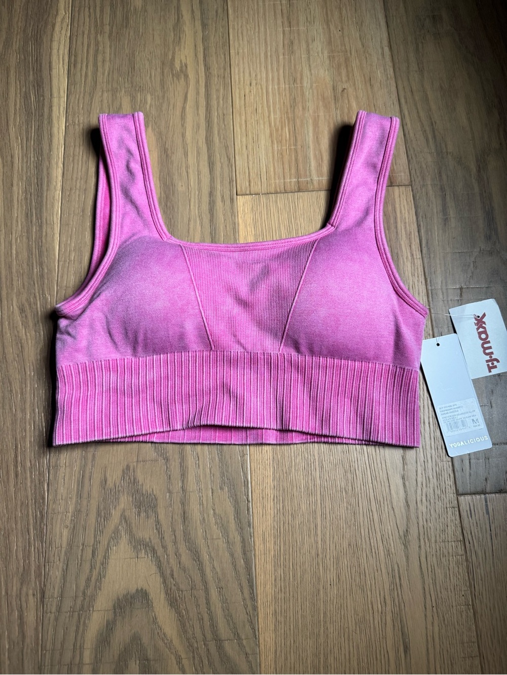 Yogalicious Seamless Sports Bra Strawberry Cream Pink Size M NWT